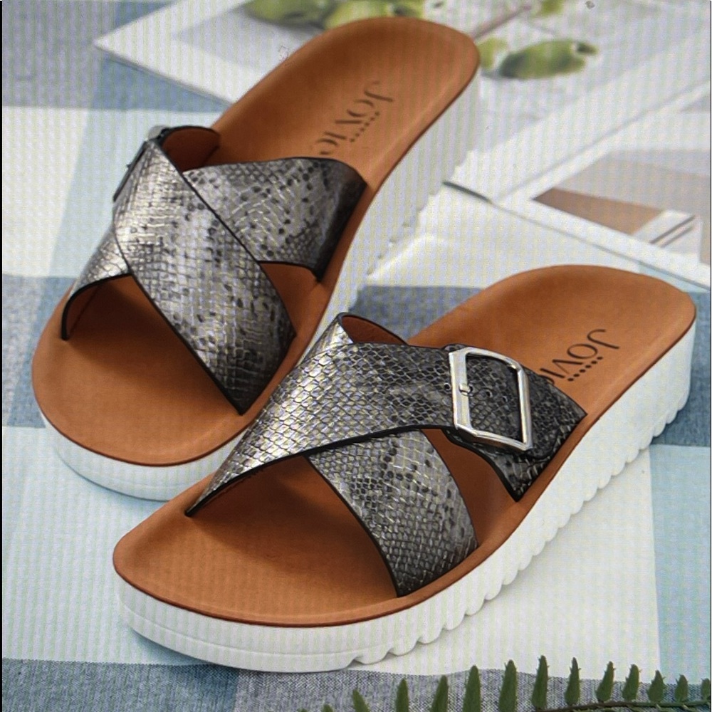 JOVIE SANDALS WITH  DESIGNER ADJUSTABLE BUCKLE STRAP!